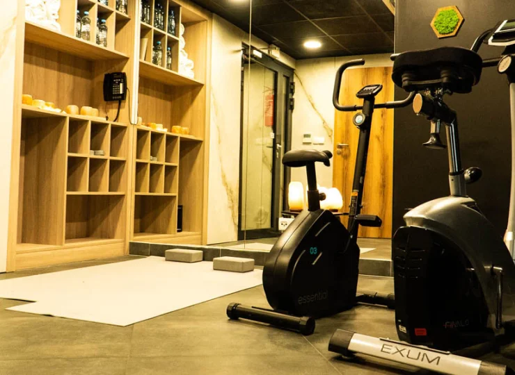 Goście mogą korzystać z salki fitness