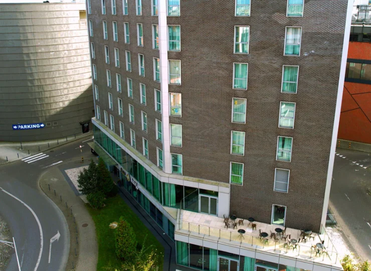 Hotel został otwarty w czerwcu 2016 roku w dzielnicy Gdańsk Wrzeszcz