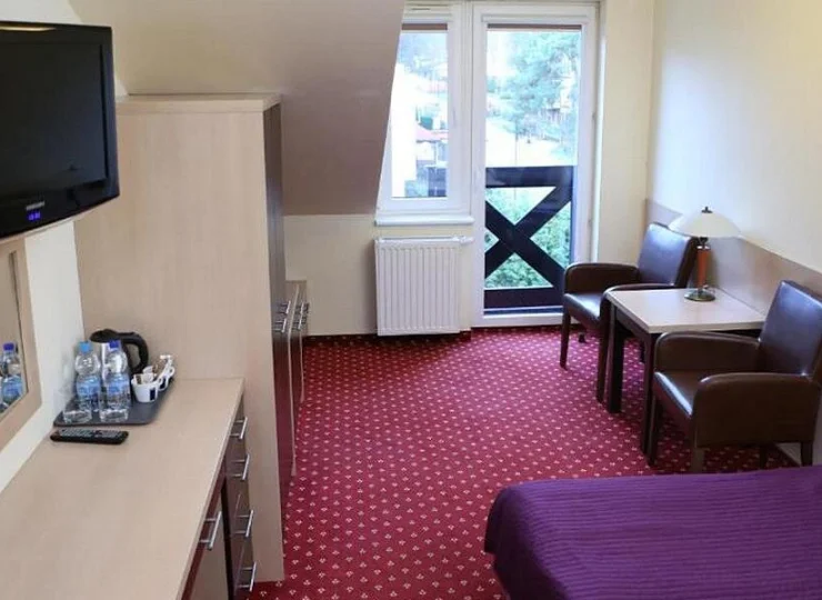 Pokoje są klasycznie urządzone