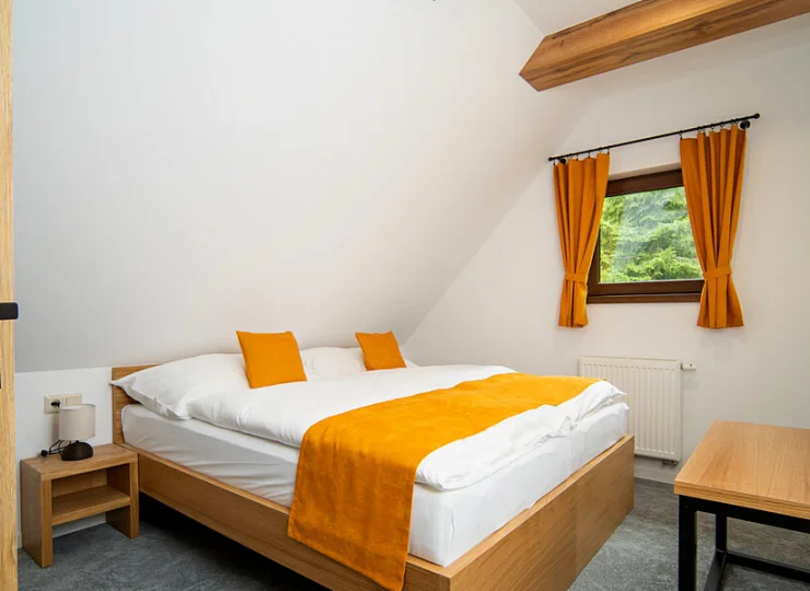 Pokoje są wygodne, nowocześnie urządzone