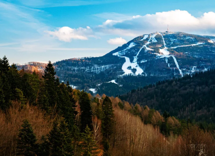 To klimatyczne miejsce ze wspaniałym widokiem na góry