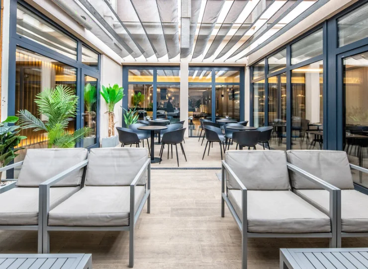 To hotel z basenami w Hajdúszoboszló