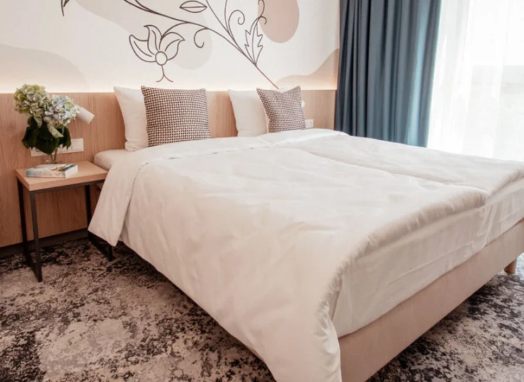 Arche Hotel Lotnisko Gdańsk oferuje wygodne pokoje hotelowe przy lotnisku