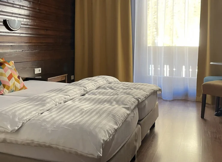 Balkony uprzyjemniają wypoczynek w Alpach