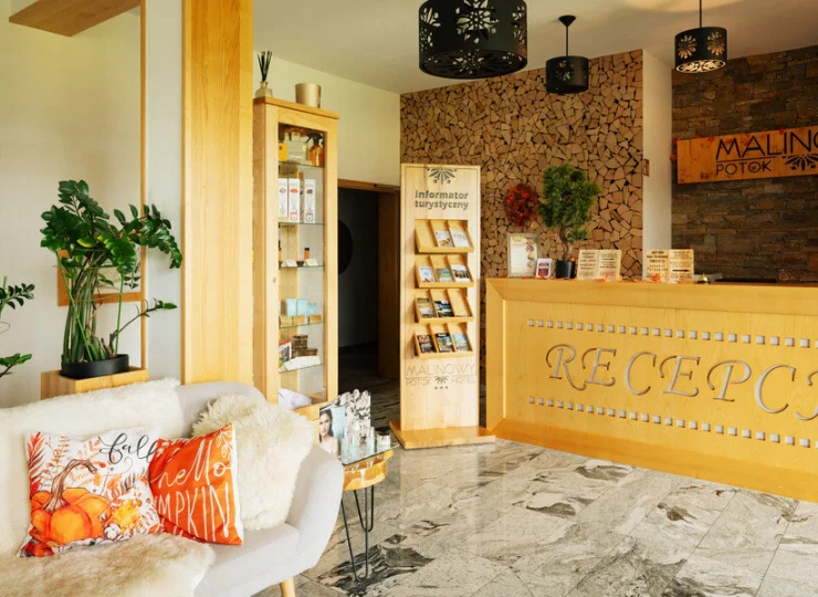 Recepcja jest czynna od godz. 8:00 do 20:00