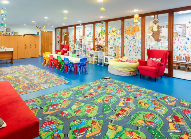 W sali zabaw dzieci mogą zostać pod profesjonalną opieką w cenie pobytu