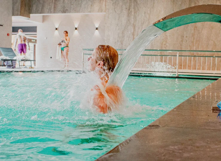 Basen ma wymiary 15x6 m