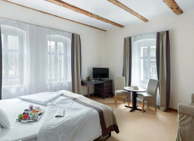 Pokoje w Hotelu Impresja są proste i przestronne