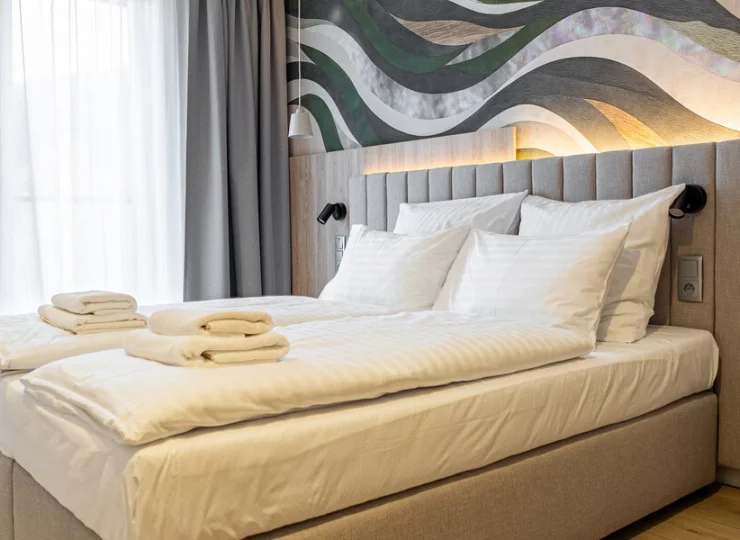 Apartament superior 2+2 oprócz salonu z aneksem ma też osobną sypialnię