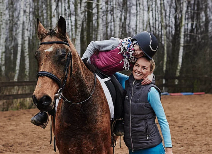 Wierzbowe Ranczo pod Warszawą, koło Żyrardowa ze stadniną koni