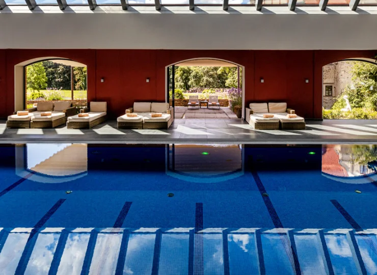 W ciepłych miesiącach strefa wellness poszerza się o taras