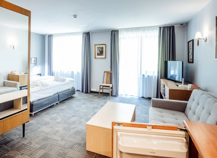 Na gości czekają wygodne i przestronne pokoje