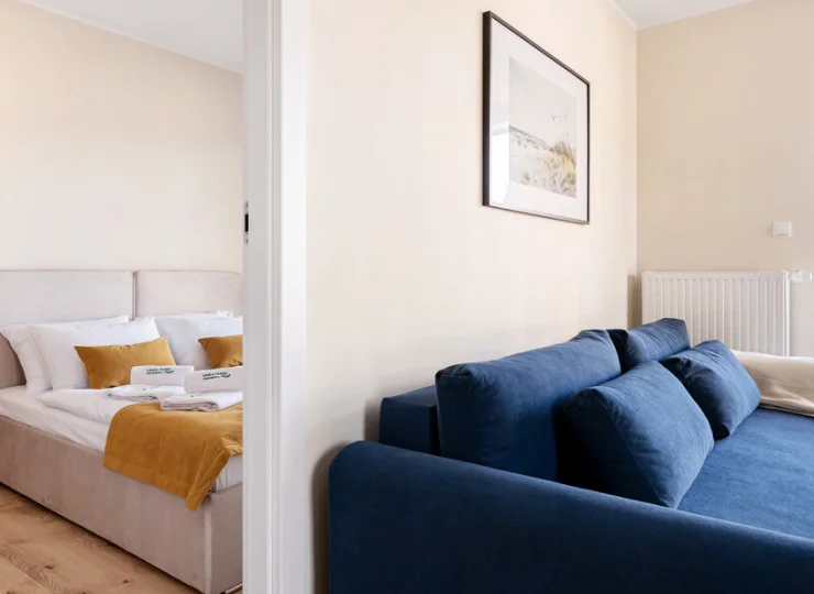 Apartamenty są położone tylko 350 m od zejścia na plażę