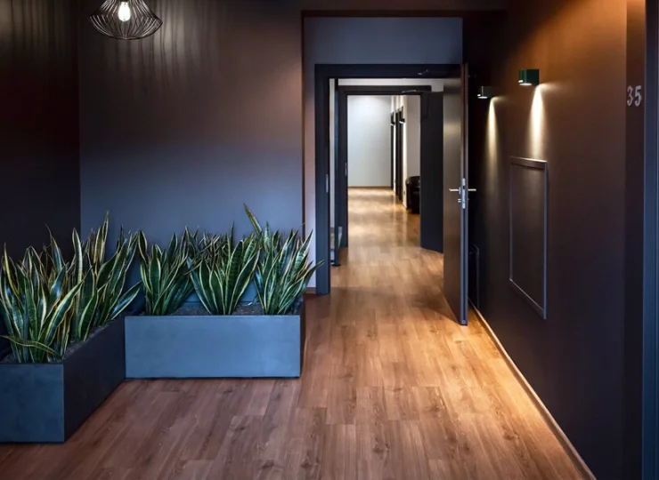 Nowoczesny korytarz w Villi II