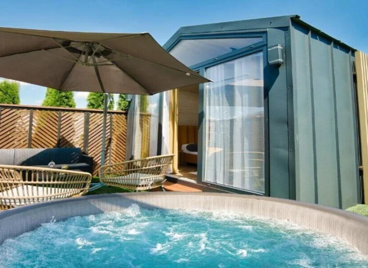 Domek Exclusive nr. 1 posiada jacuzzi (płatne dodatkowo)