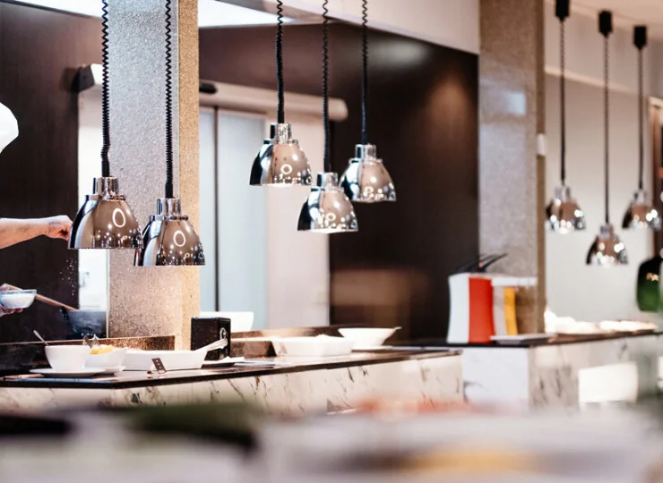 Można tu podziwiać kunszt szefa kuchni