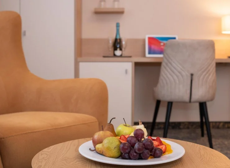 W salonie apartamentu może spać 1 osoba dorosła lub 2 dzieci