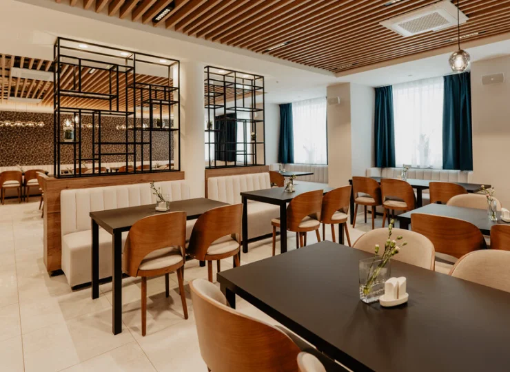 Dania i składniki bufetu są urozmaicone