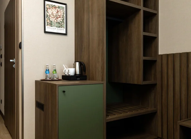 Goście mają także dostęp do hotelowej lodówki