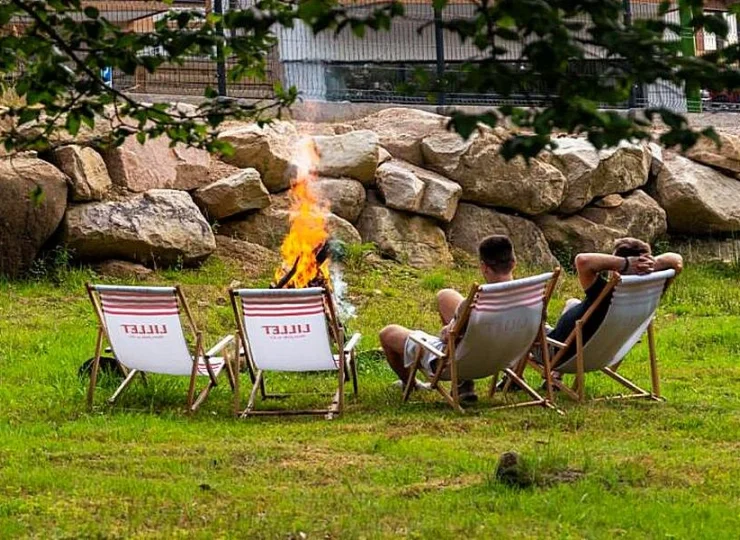 W ogrodzie jest miejsce na ognisko