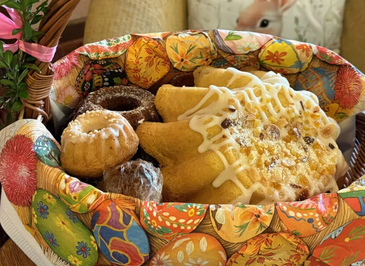 W pakiecie koszyczek wielkanocny ze święconką