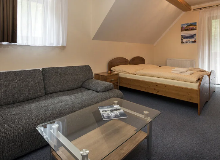 W apartamencie jest dodatkowo część wypoczynkowa