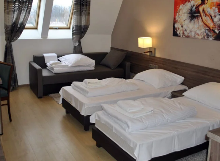 Wnętrza są wyposażone w klimatyzację