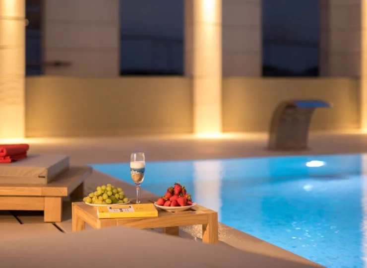 Z kameralnego basenu w atrium mogą korzystać tylko goście Hotelu Nestos****