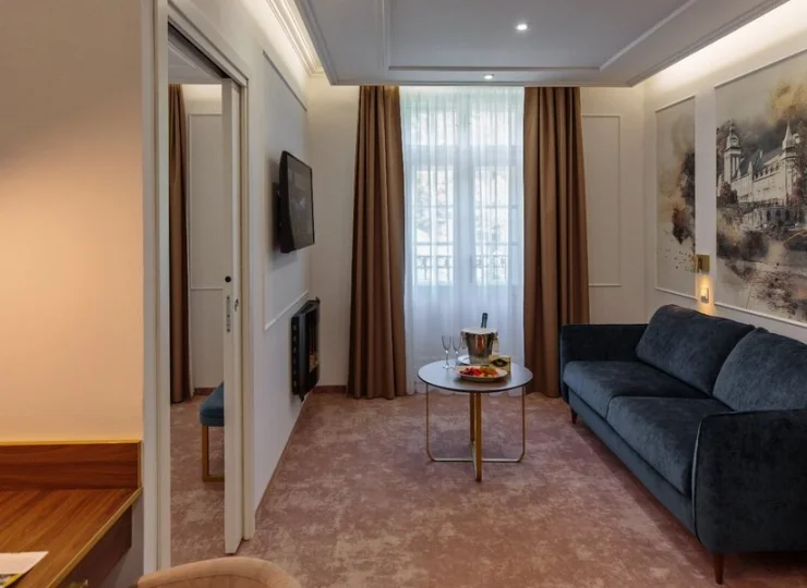 Apartament ma osobną sypialnię