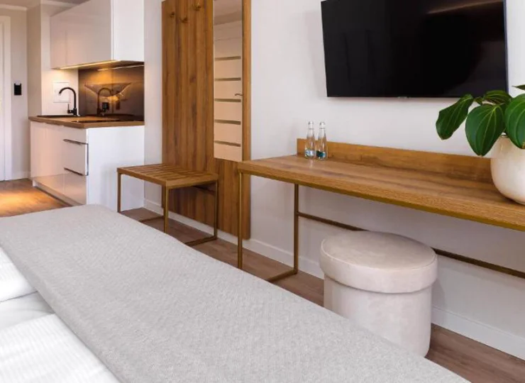 Każdy pokój klasy junior suite posiada własny mini aneks kuchenny