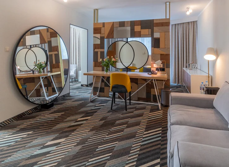 Apartament queen ma wygodną część dzienną