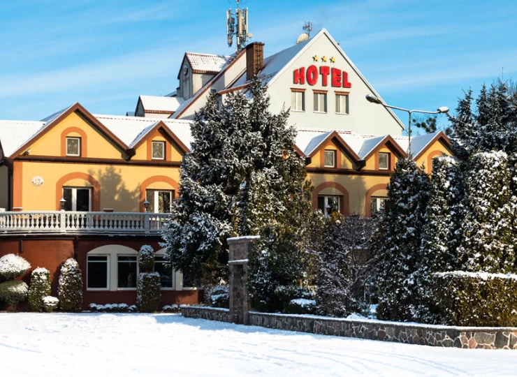 Hotel posiada własny ogród