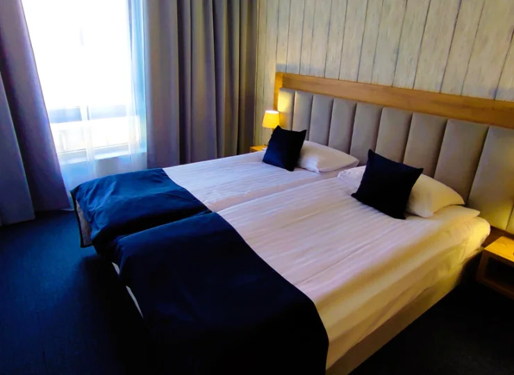 Cztery minuty spacerem od budynku hotelowego mieszczą się apartamenty