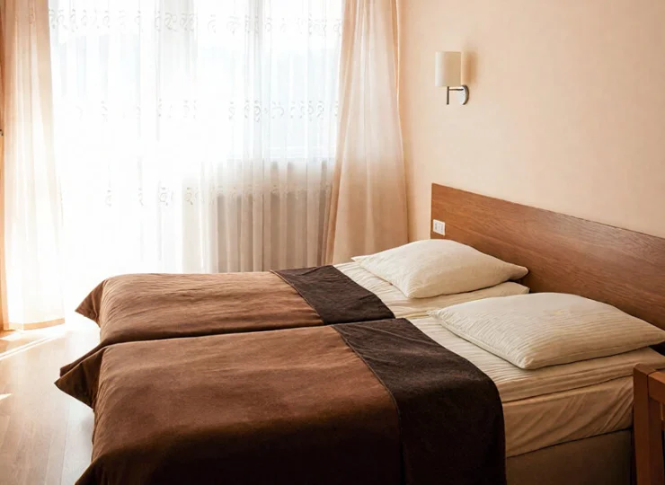 Pokoje w sanatorium są bardziej kameralne