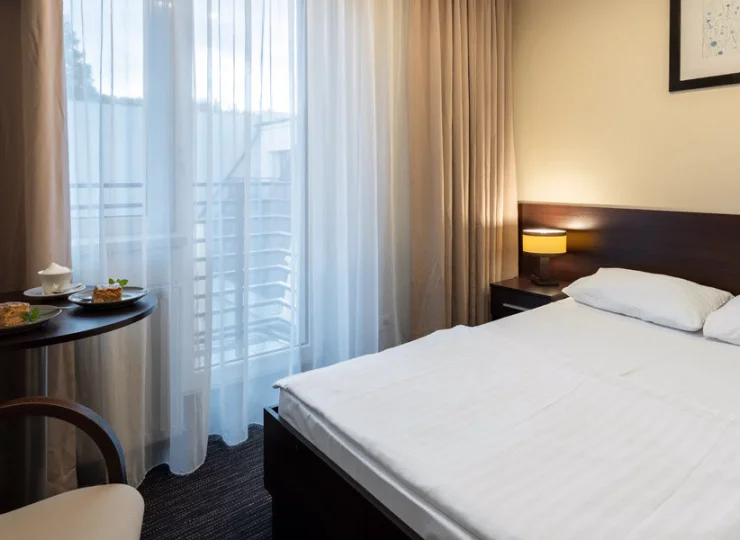Park Poniwiec Resort oferuje 24 pokoje i 57 miejsc noclegowych