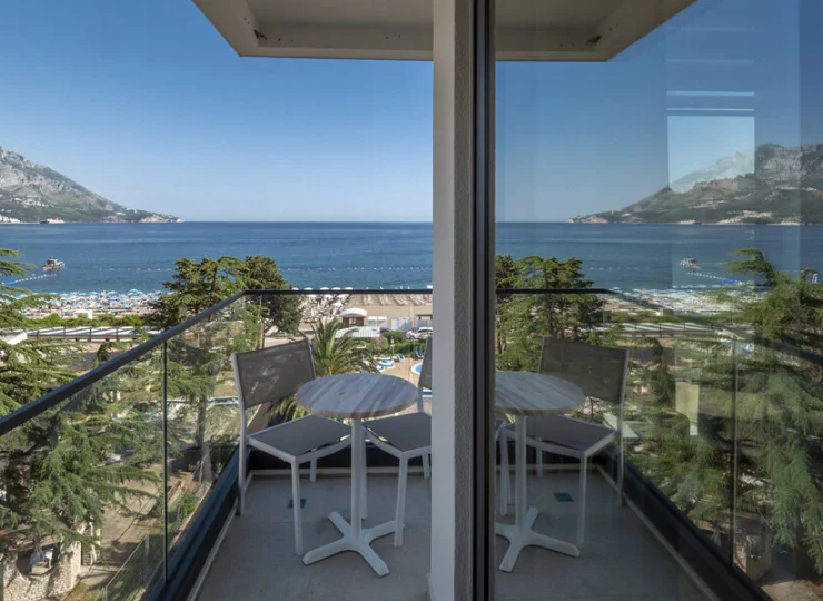 Balkon z widokiem na morze