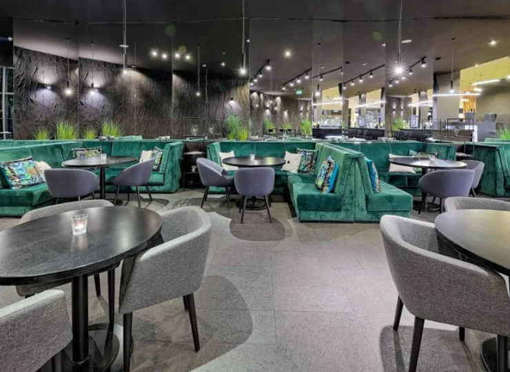 Wnętrza są przestronne i nowoczesne