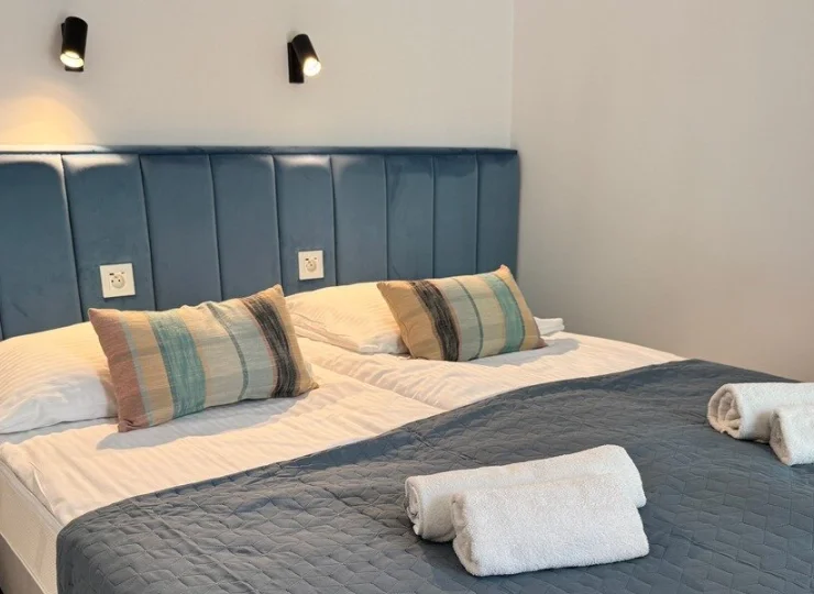 W każdym apartamencie jest osobna sypialnia