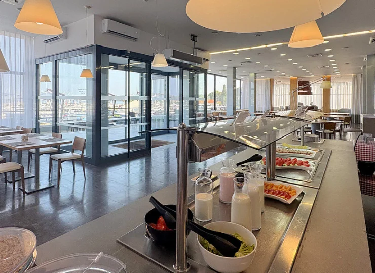 Na gości codziennie rano czeka śniadanie