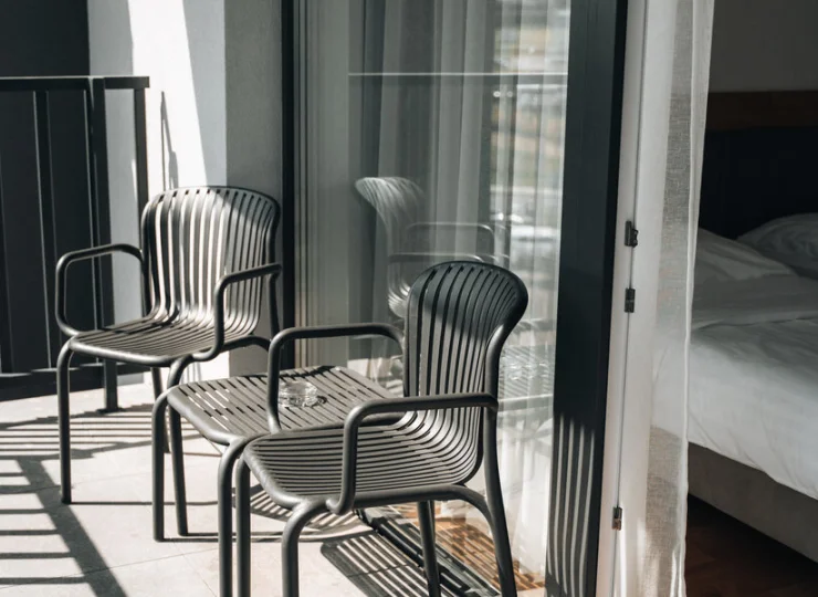 Większość typów zakwaterowania ma balkon (z wyjątkiem studiów 2-os.)