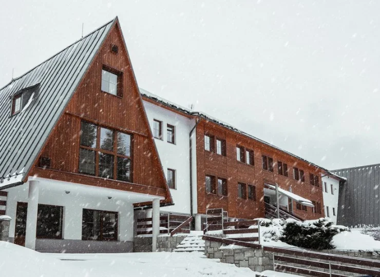 Ośrodek narciarski Ski Areal Kopřivná jest 200 m od hotelu