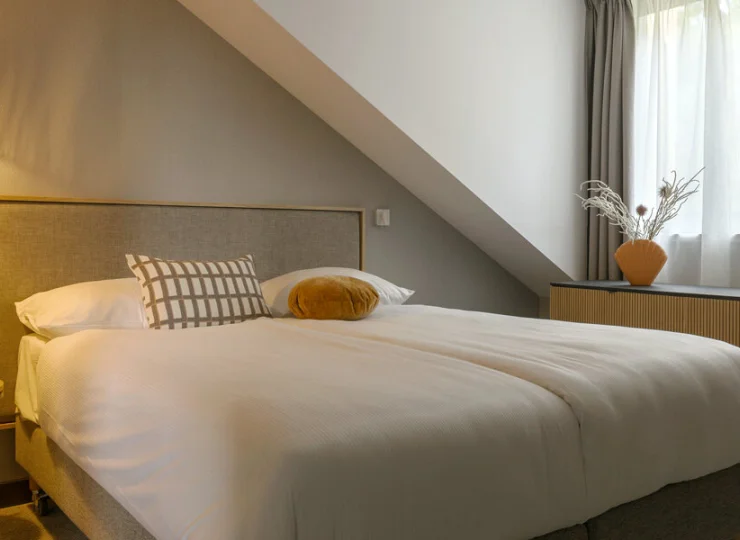 Apartament Premium z aneksem ma odrębną przytulną sypialnię