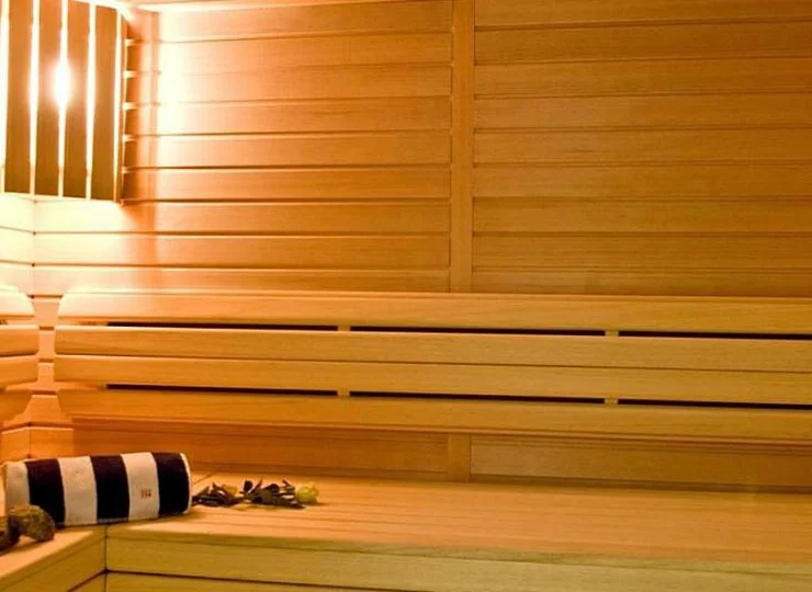 Dla gości przygotowano też saunę fińską i łaźnię parową