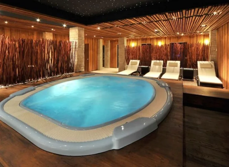 W obiekcie można też wynająć jacuzzi na wyłączność