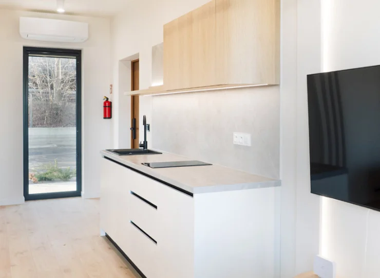 Studio także posiada aneks kuchenny