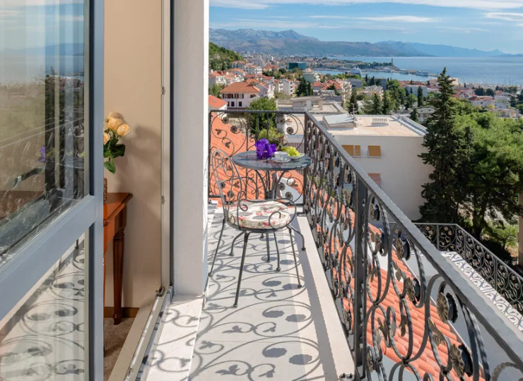 Z balkonów hotelu Cvita rozpościerają się wspaniałe widoki