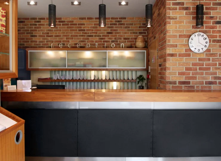 Recepcja hotelu jest czynna całodobowo