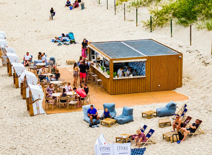 Resort posiada własną strefę wprost na plaży