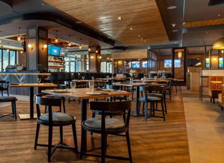Swissôtel Damian Jasna oferuje kilka restauracji i barów