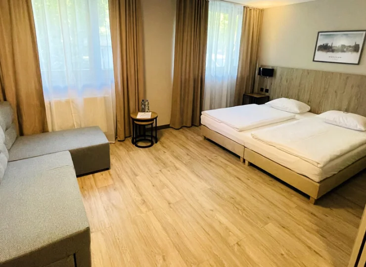 W pokoju rodzinnym mogą wygodnie nocować 3 osoby